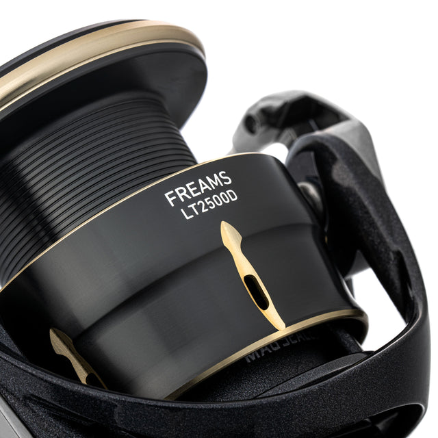 DAIWA 26 Freams Spinning Reel